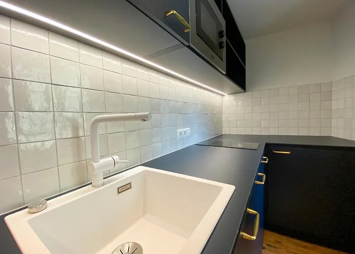 Blackhome Vintage Centre I Contactless Check-in Інсбрук