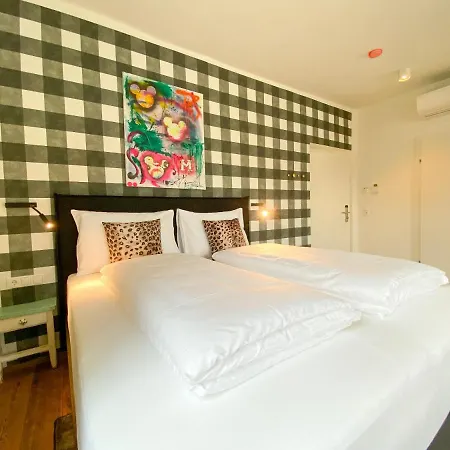 Blackhome Vintage Centre I Contactless Check-in Инсбрук