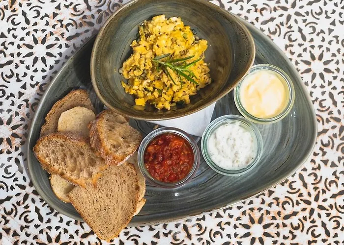 Blackhome Vintage Centre I Contactless Check-in *